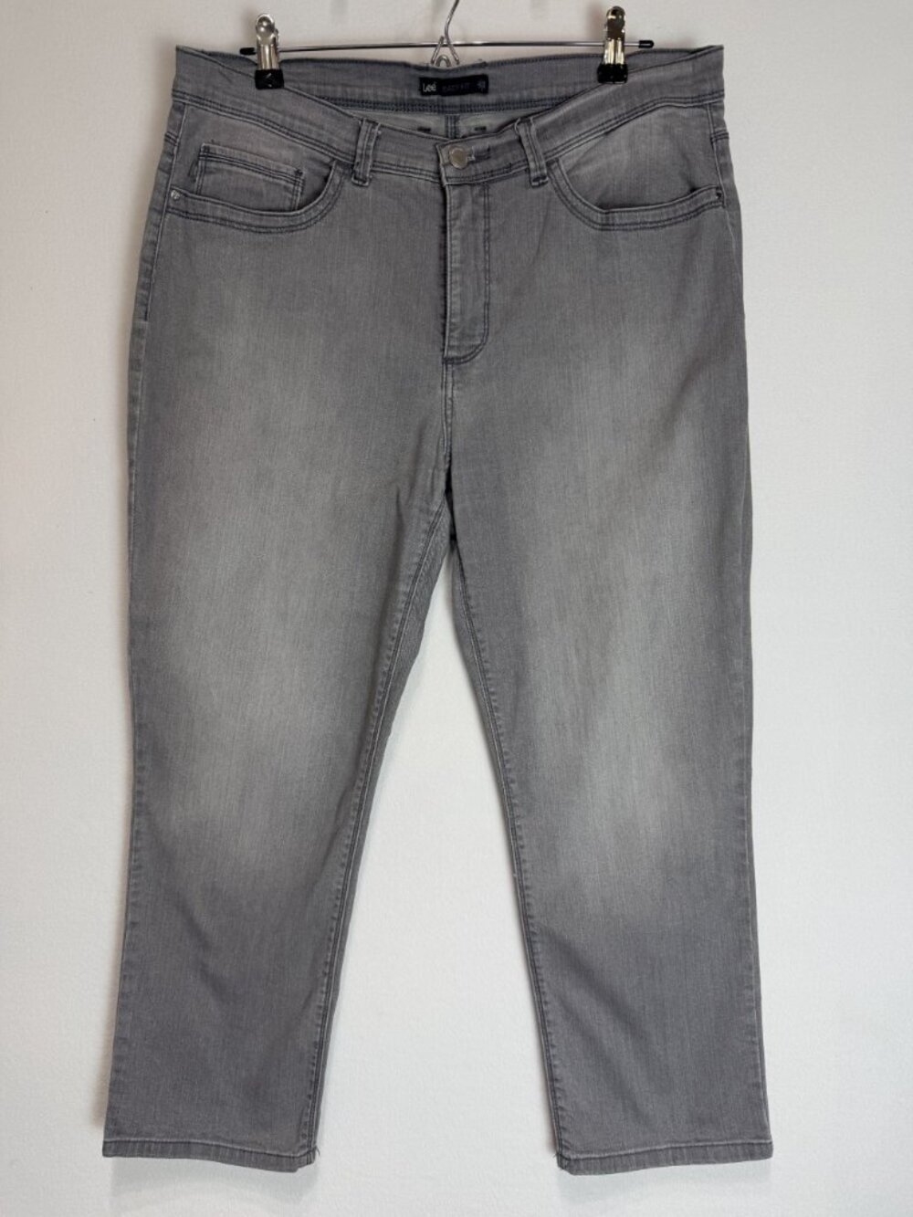 Lee Easy Fit Gray Jeans Women's Size 14 Medium Straight Stretch Crop 34x24 - Picture 2 of 11